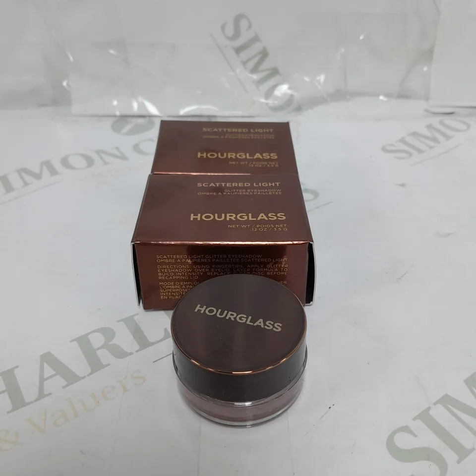 HOURGLASS SCATTERED LIGHT GLITTER EYESHADOW