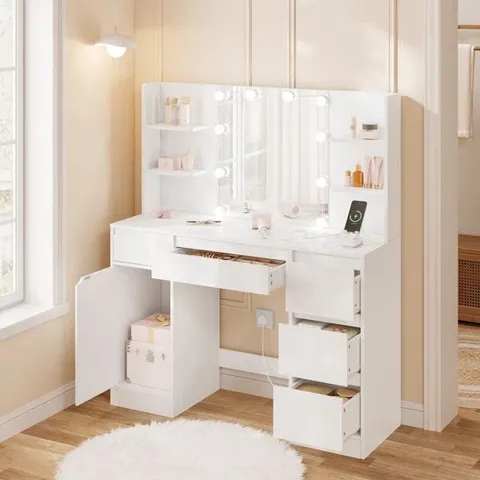 BOXED DRESSING TABLE WITH MIRROR (2 BOXES)