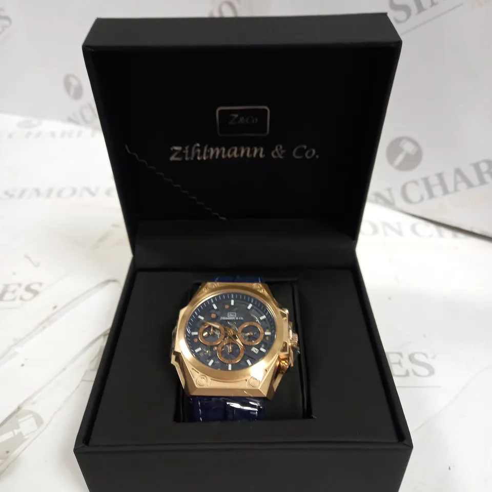 MEN’S ZIHLMANN & CO CHRONOGRAPH WATCH – MODEL ZC100 – STAINLESS STEEL CASE – BLUE DIAL WITH SUB DIALS – 5ATM WATER RESISTANT – BLUE STRAP