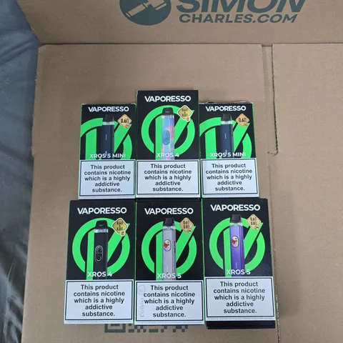 BOX OF APPROXIMATELY 30 ASSORTED E-CIGARETTES AND ACCOMPANIMENTS TO INCLUDE: VARIOUS VOOPOO ITEMS 