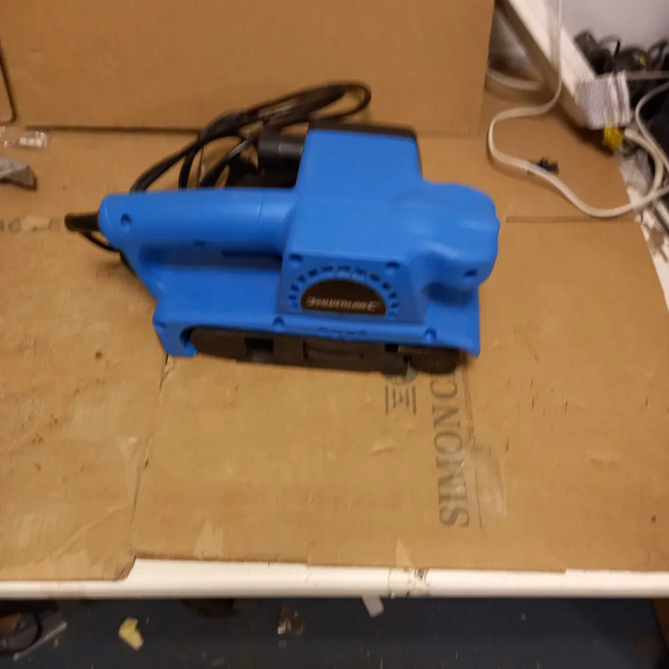 SILVERLINE 730W BELT SANDER 