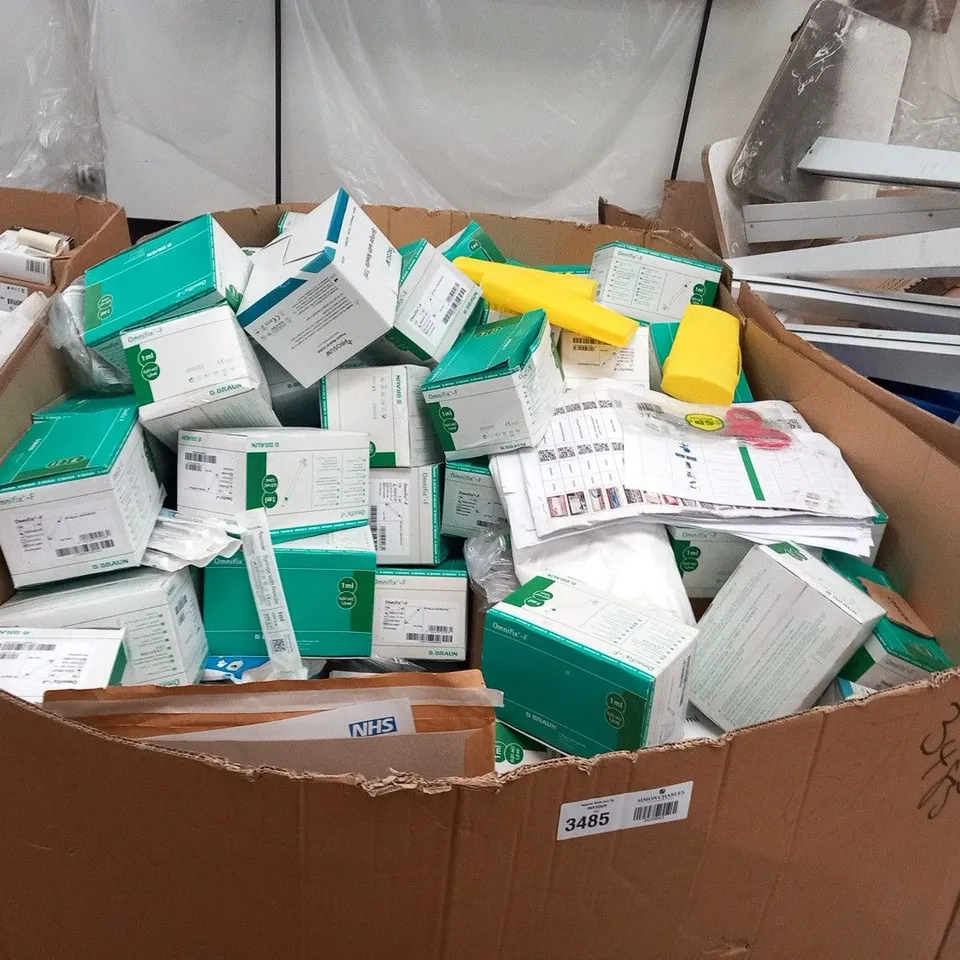 LARGE PALLET ASSORTED MEDICAL SUPPLIES TO INCLUDE;
