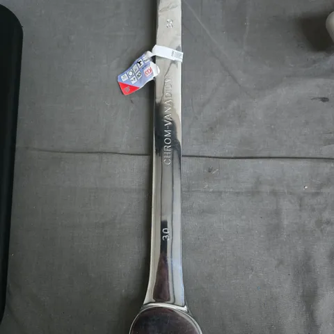 CHROM-VANADIUM 30MM OPEN-END WRENCH