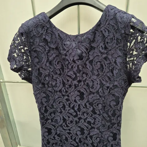 ROMAN LACE DRESS – PURPLE LACE, UK SIZE 14