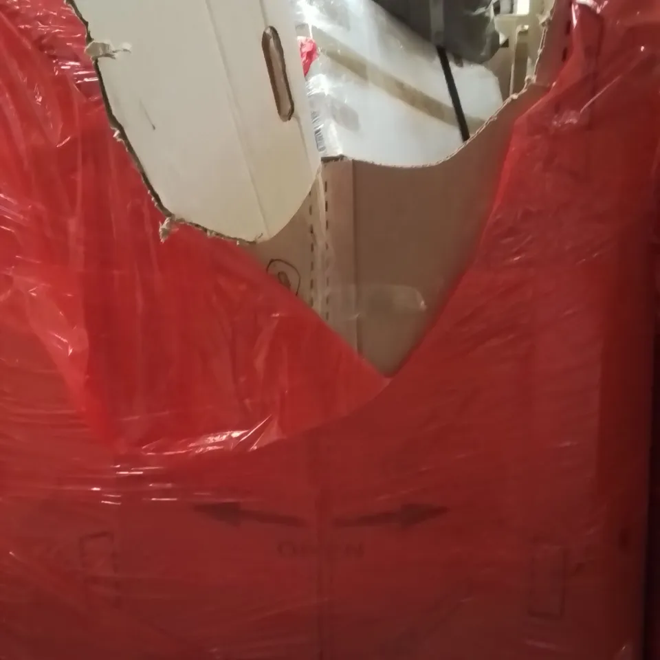 PALLET OF ASSORTED HOUSEHOLD GOODS AND PRODUCTS TO INCLUDE;STORAGE CASE,MIRROR,MATTRESS