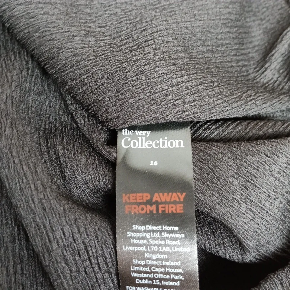 THE VERY COLLECTION BLACK KNIT TOP – UK SIZE 16