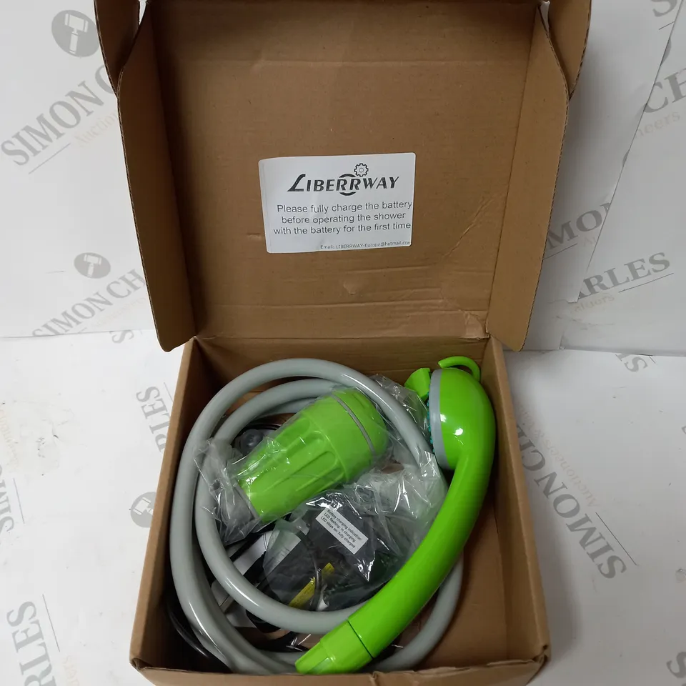 BOXED CAMPING SHOWER WITH BATTERY SUPPLY 