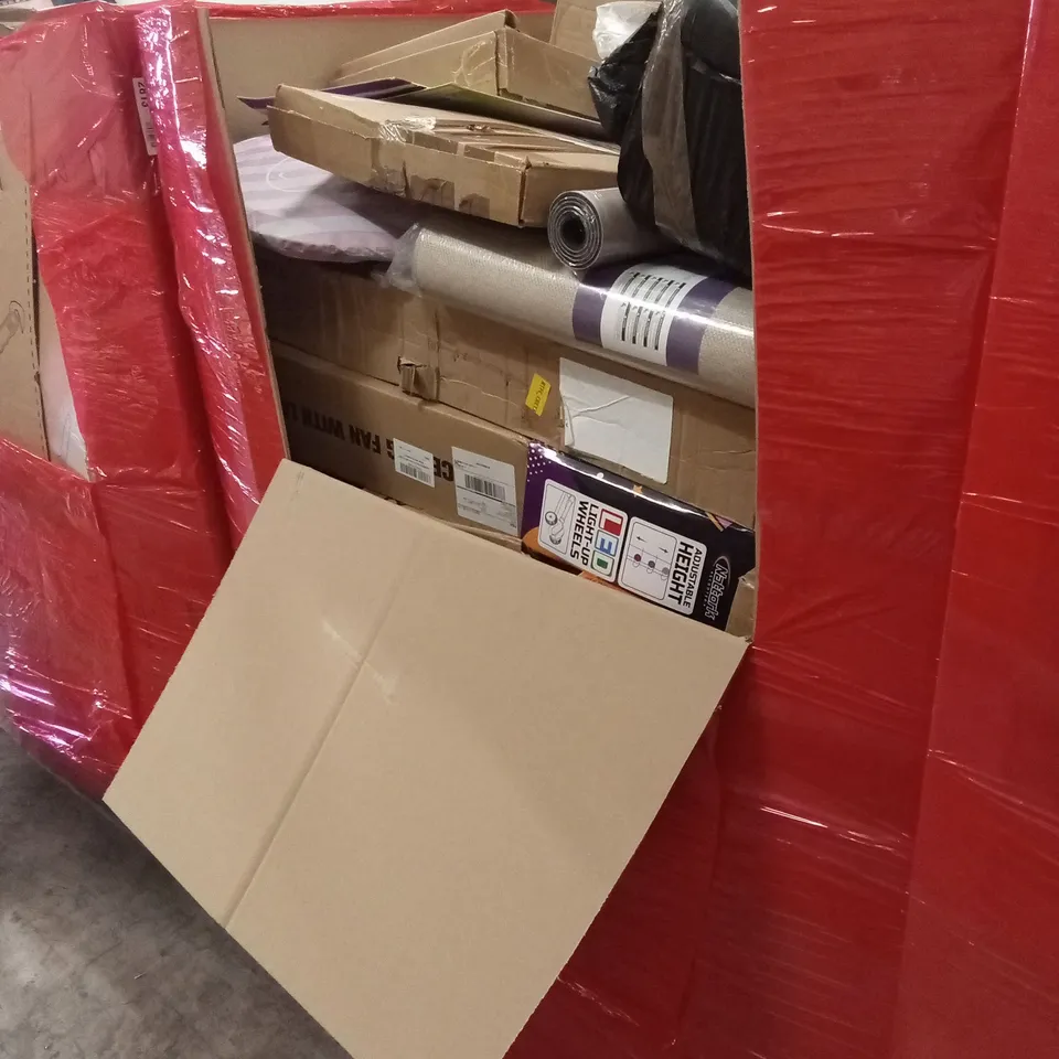 PALLET OF ASSORTED HOUSEHOLD GOODS AND PRODUCTS TO INCLUDE; INLINE SKATES, KIDS SCOOTER, CEILING FAN WITH LIGHT ETC