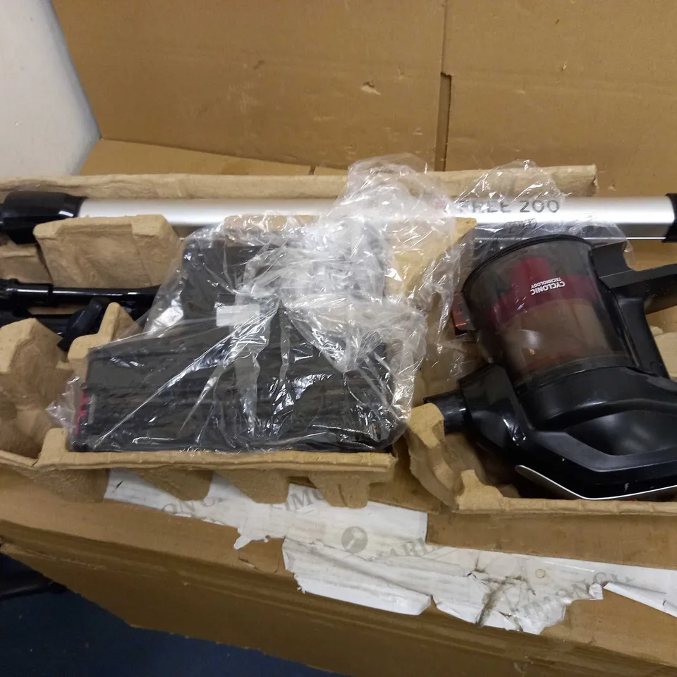 HOOVER H-FREE 200 CORDLESS STICK VACUUM CLEANER 