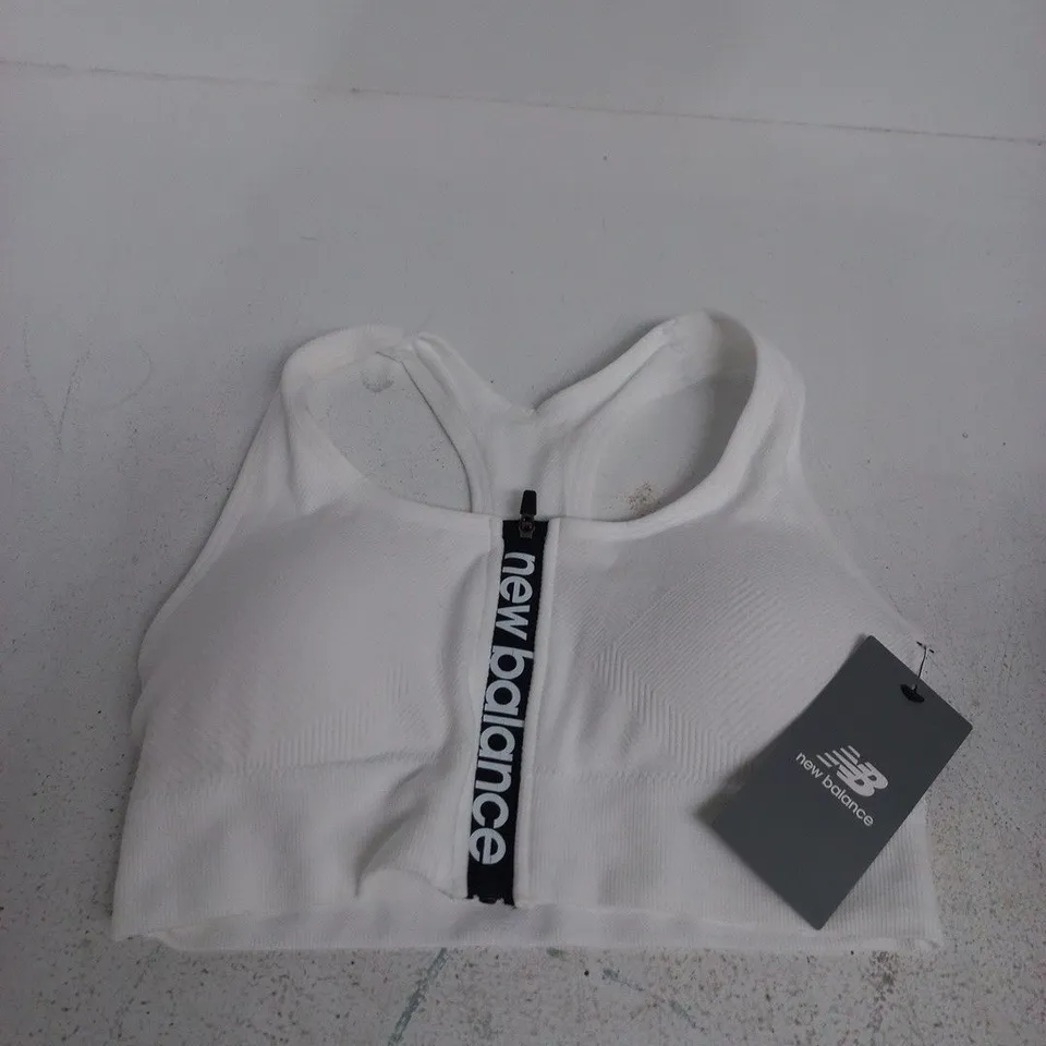 NEW BALANCE WHITE ZIP-FRONT SPORTS TOP (CROP) – WOMEN, UK M (M/M)