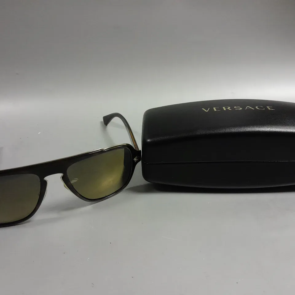 VERSACE MEDUSA CHARM SUNGLASSES 