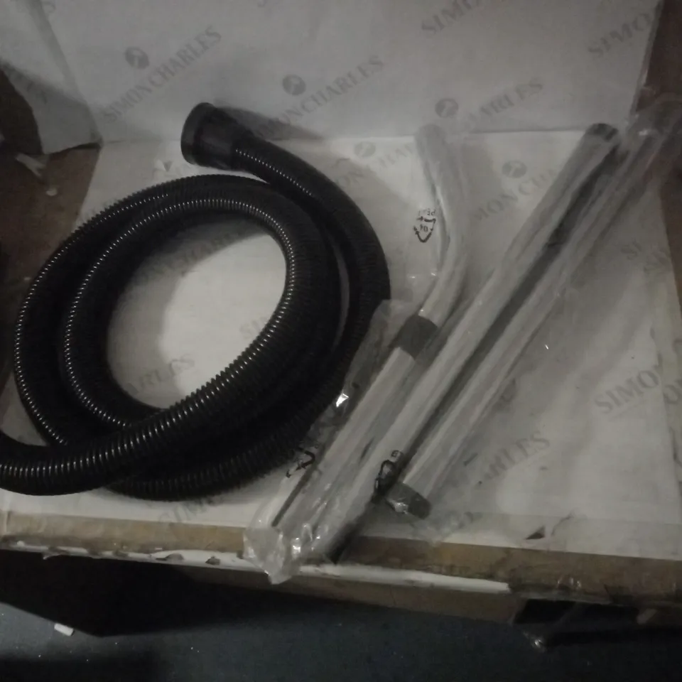 SET OF ACCESSORIES FOR HENRY VACUUM