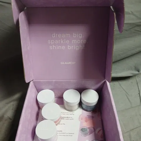 GLAMDRIP MAKE-UP SET IN PURPLE BOX – CONTAINS FIVE SMALL JARS