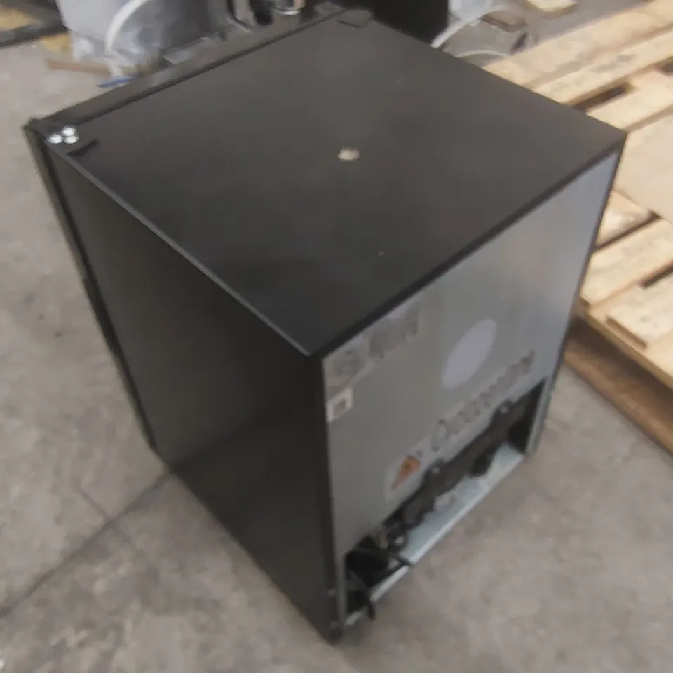 SUBCOLD SUPER 35 LED BEER FRIDGE