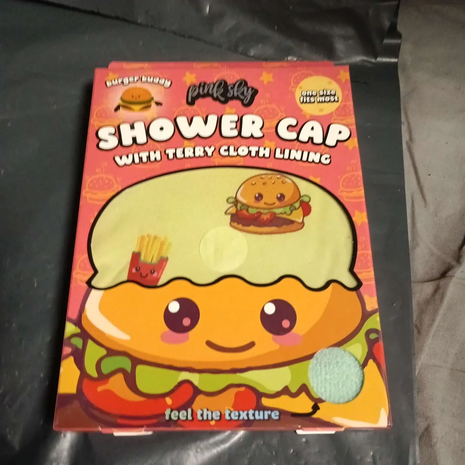 APPROXIMATELY 10 ASSORTED HEALTH AND BEAUTY ITEMS INCLUDING BURGER BUDDY SHOWER CAP AND EMBROIDERED PURSE GIFT SET 