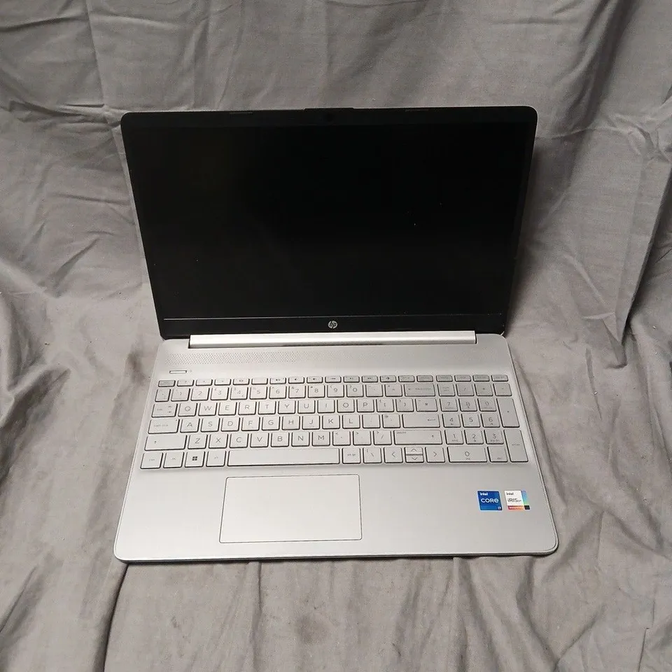 HP LAPTOP (15S-FQ4006NA)