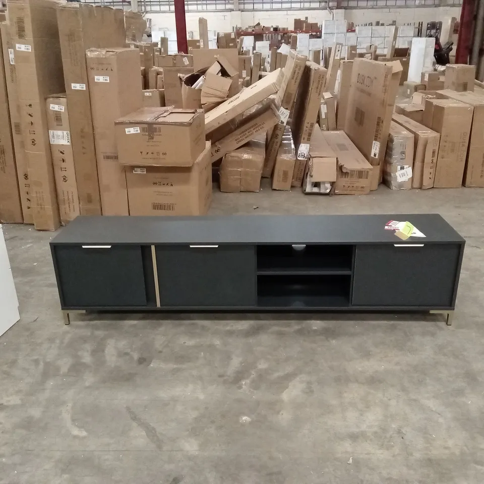 LEONARDVILLE TV STAND FOR TV'S UP TO 88"