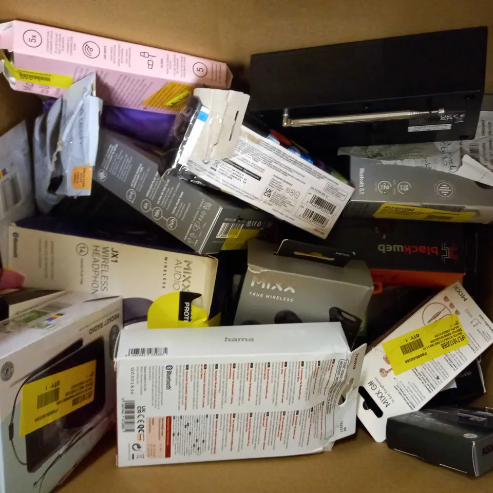 BOX OF APPROXIMATELY 20 ASSORTED ELECTRICAL ITEMS TO INCLUDE ASDA TECH WIRELESS HEADPHONES, ASDA TECH TRUE WIRELESS EARBUDS, MIXX C10 3 PORT POWER BANK, ETC
