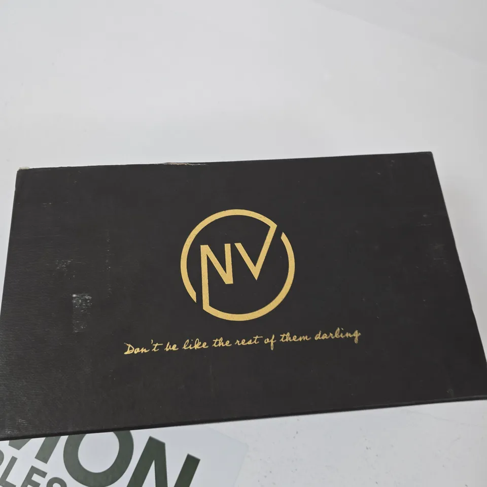 ZOIE NV BLACK VELVET LOAFERS – SIZE 6 (UK) WITH BOX