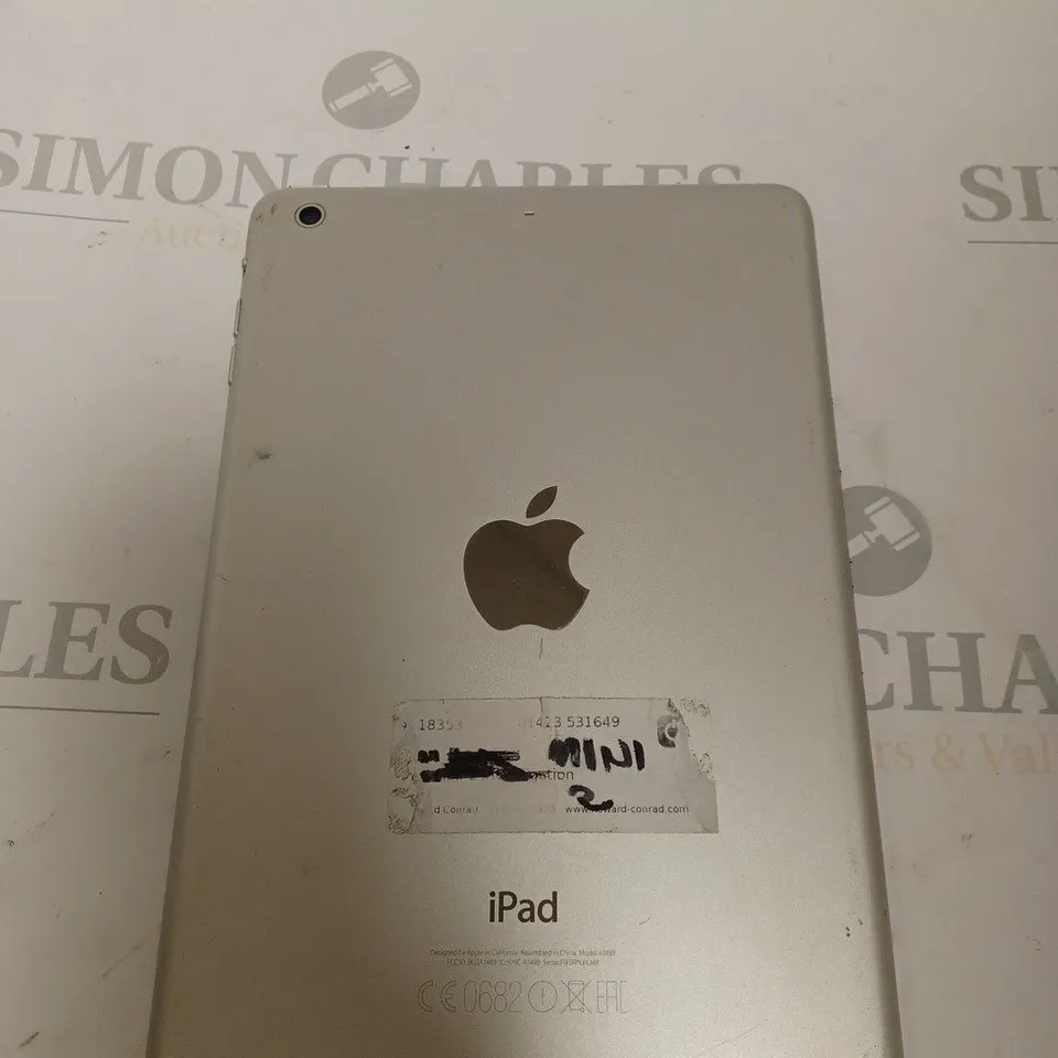 UNBOXED APPLE IPAD MINI MODEL A1489 SILVER/WHITE