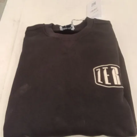 BOX TO CONTAIN BRASS MONKEY SWEATS - BLACK SIZE L APPROXIMATELY 8