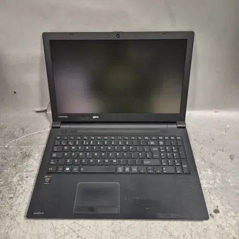 TOSHIBA SATELLITE PRO R50-B LAPTOP