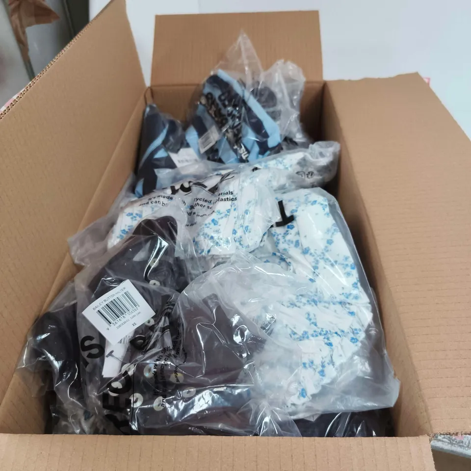 BOX OF APPROXIMATELY 15 ASSORTED CLOTHING ITEMS TO INCLUDE BAILEY BUTTON HALTER, GRETA FRILL SLEEVE BLOUSE ETC