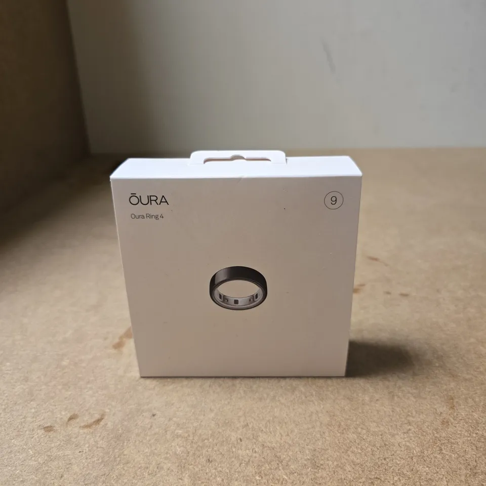 OURA RING 4 – SMART RING (BOXED)