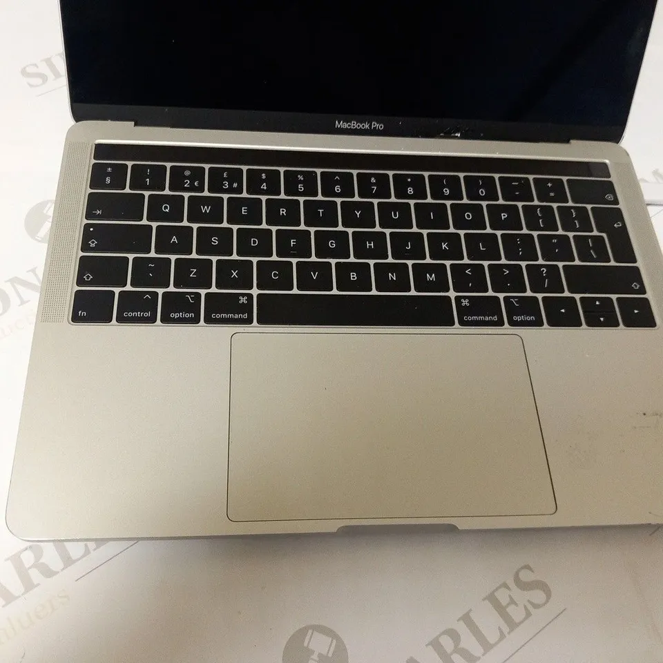 APPLE MACBOOK PRO (A1989 2019)