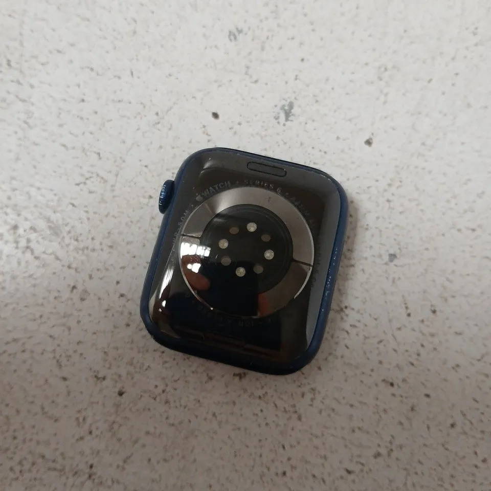 APPLE WATCH SERIES 6 44MM CELLULAR ALUMINIUM BLUE