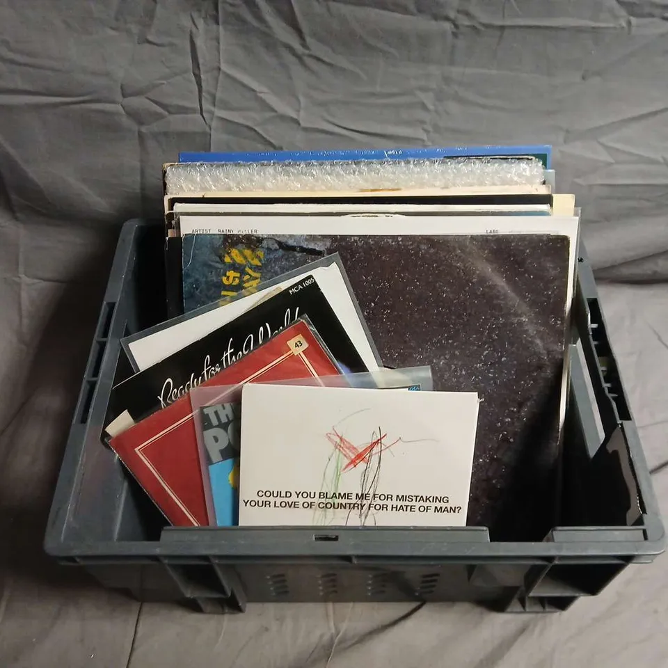 SET OF APPROX 12 VINYL'S TO INCLUDE - THE POLICE, RAINY MILLER AND CHRIS CAMERON