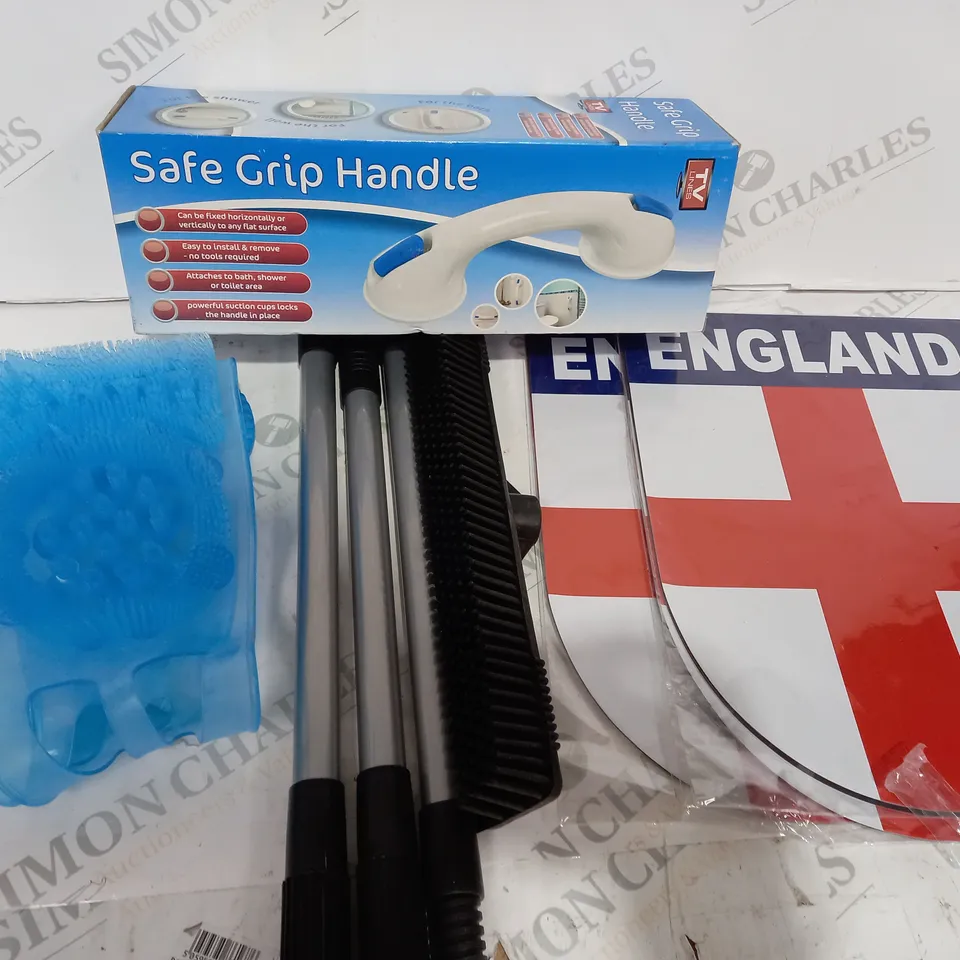 BAG OF APPROXIMATELY 5 ITEMS TO INCLUDE SAFETY GRIP HANDLE, BACK MASSAGER, ENGLAND MAGNETS ETC