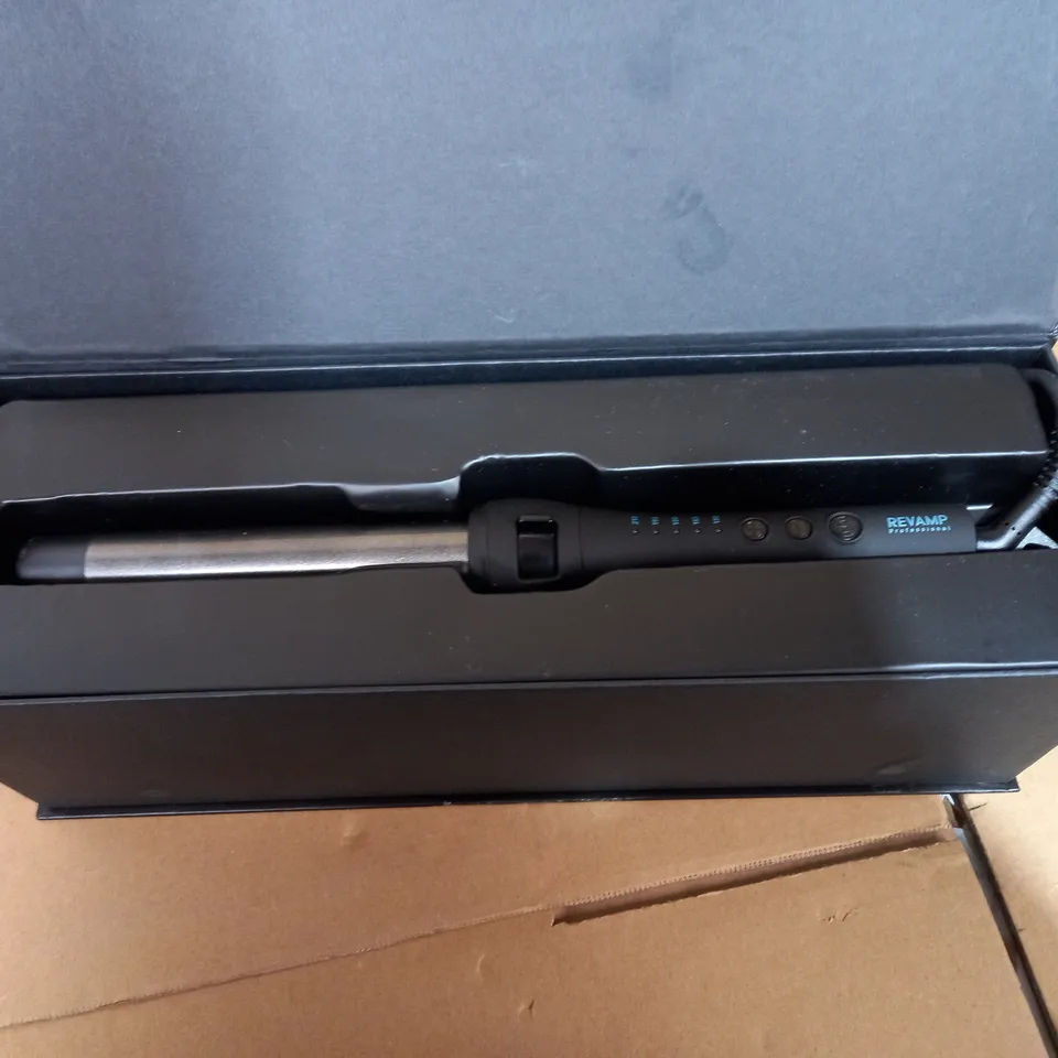 REVAMP PROGLOSS PERFECT FINISH WAVER
