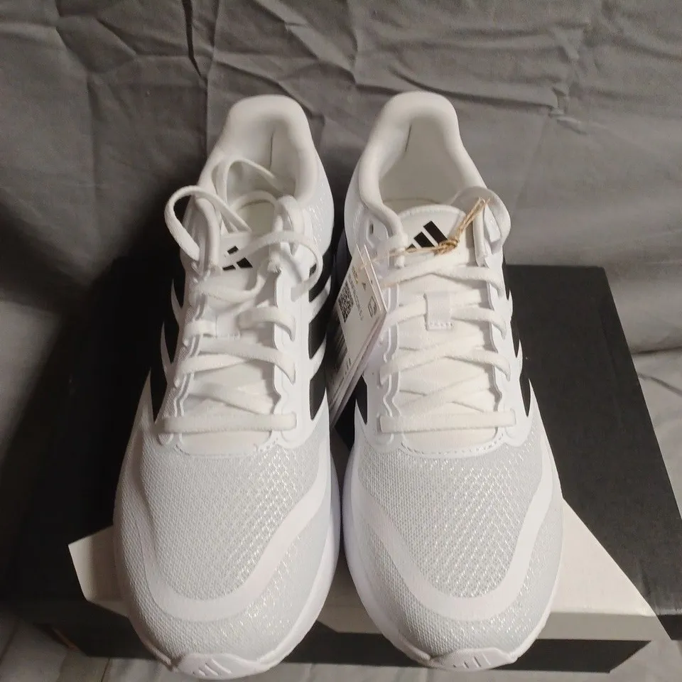 BOXED PAIR OF ADIDAS RUNFALCON 5 J WHITE SNEAKERS –  UK 6