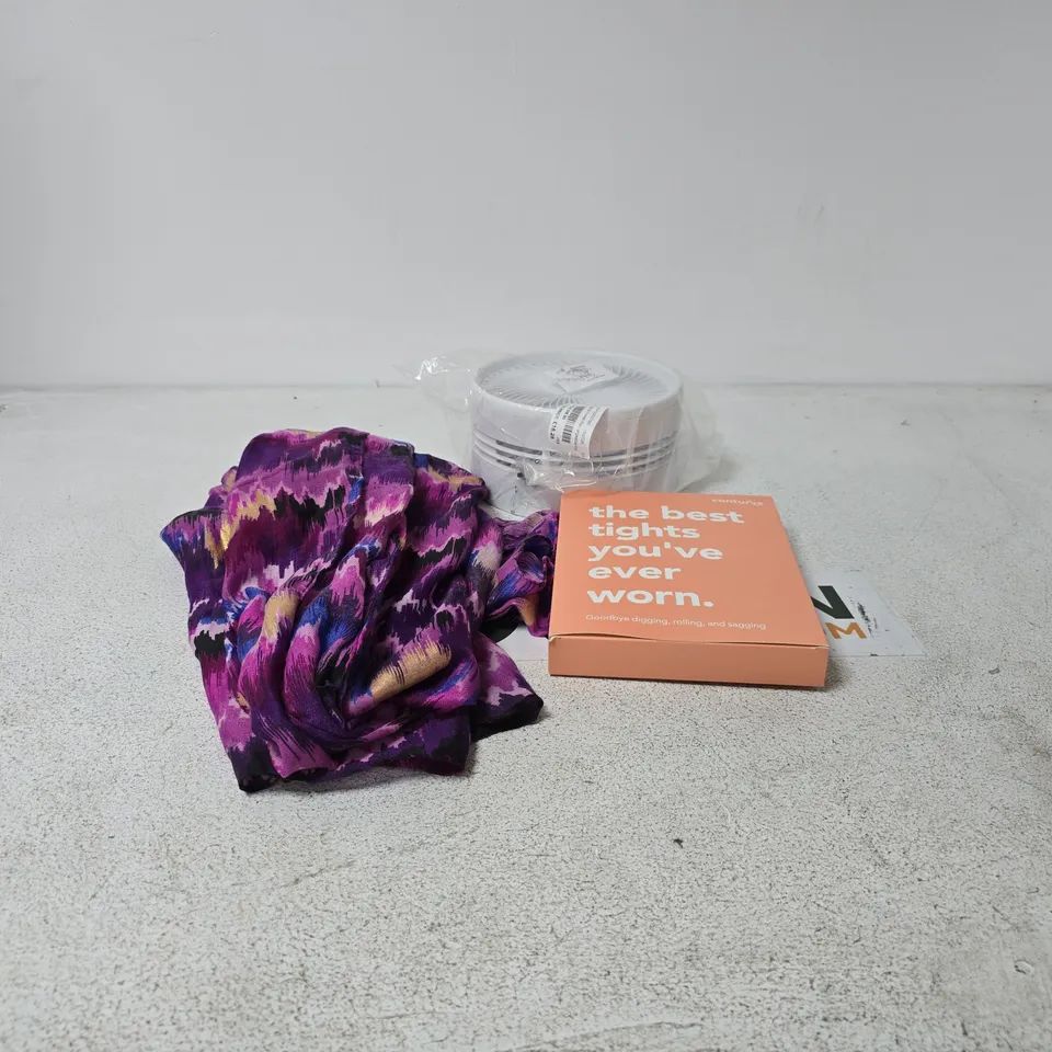 BOX OF APPROXIMATELY 22 ASSORTED ITEMS TO INCLUDE FRANK USHER SCARF, CONTURVE, FAN ETC