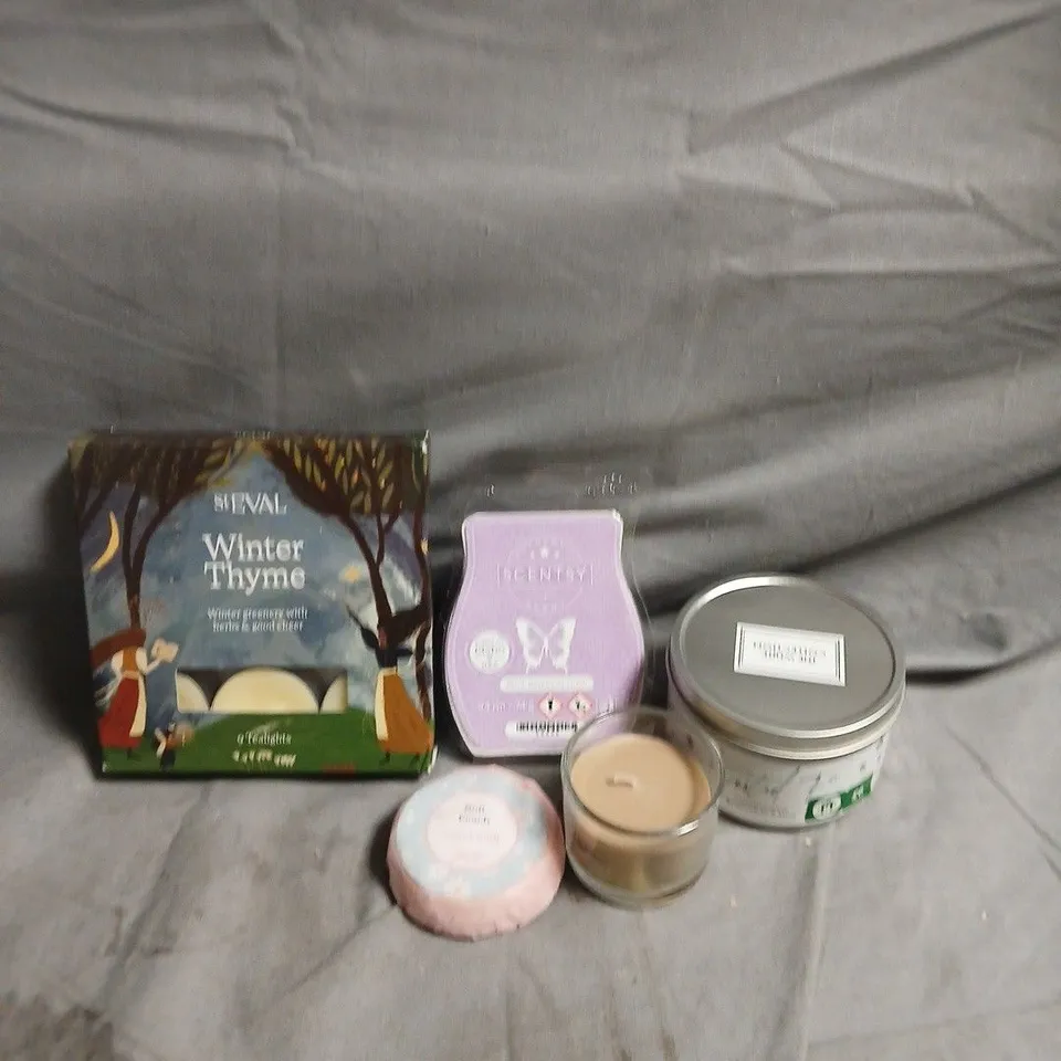 APPROXIMATELY 20 ASSORTED SCENTED CANDLES AND WAX MELTS