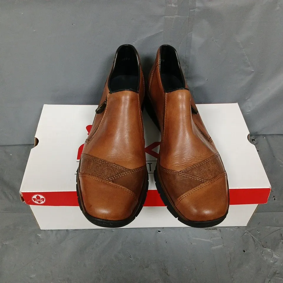 RIEKER SIDE ZIP SHOE- CHESTNUT SIZE 39