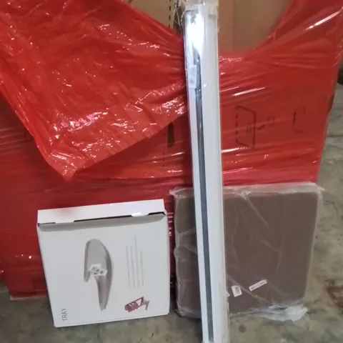 PALLET OF ASSORTED HOUSEHOLD GOODS AND PRODUCTS TO INCLUDE;TRAY,CUSHIONS,ROLLER BLINDS