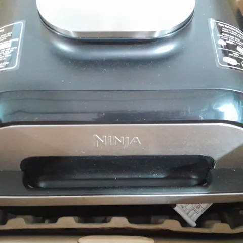 OUTLET BOXED NINJA FOODI MAX HEALTH GRILL & AIR FRYER WITH AUTO IQ AG551UK