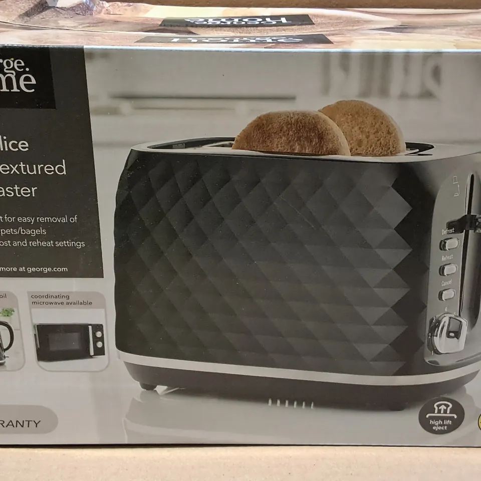 BOXED 2-SLICE BLACK TEXTURED TOASTER