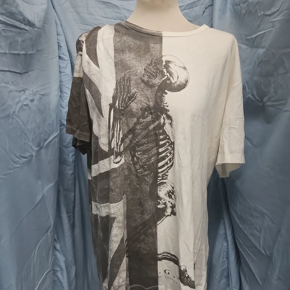 RELIGION GRAPHIC T-SHIRT – SKELETON/UNION JACK PRINT, UK BRAND, SIZE XXL