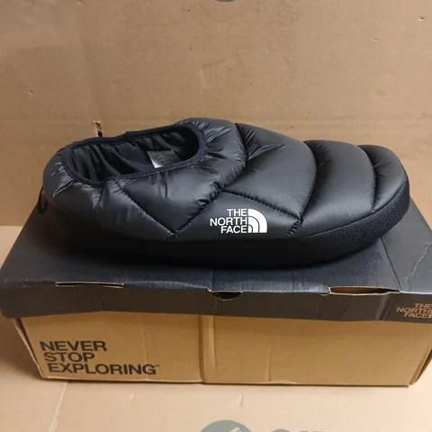 BOXED PAIR OF THE NORTH FACE NSE TENT MULE IV – BLACK, UNISEX, UK 11-13 