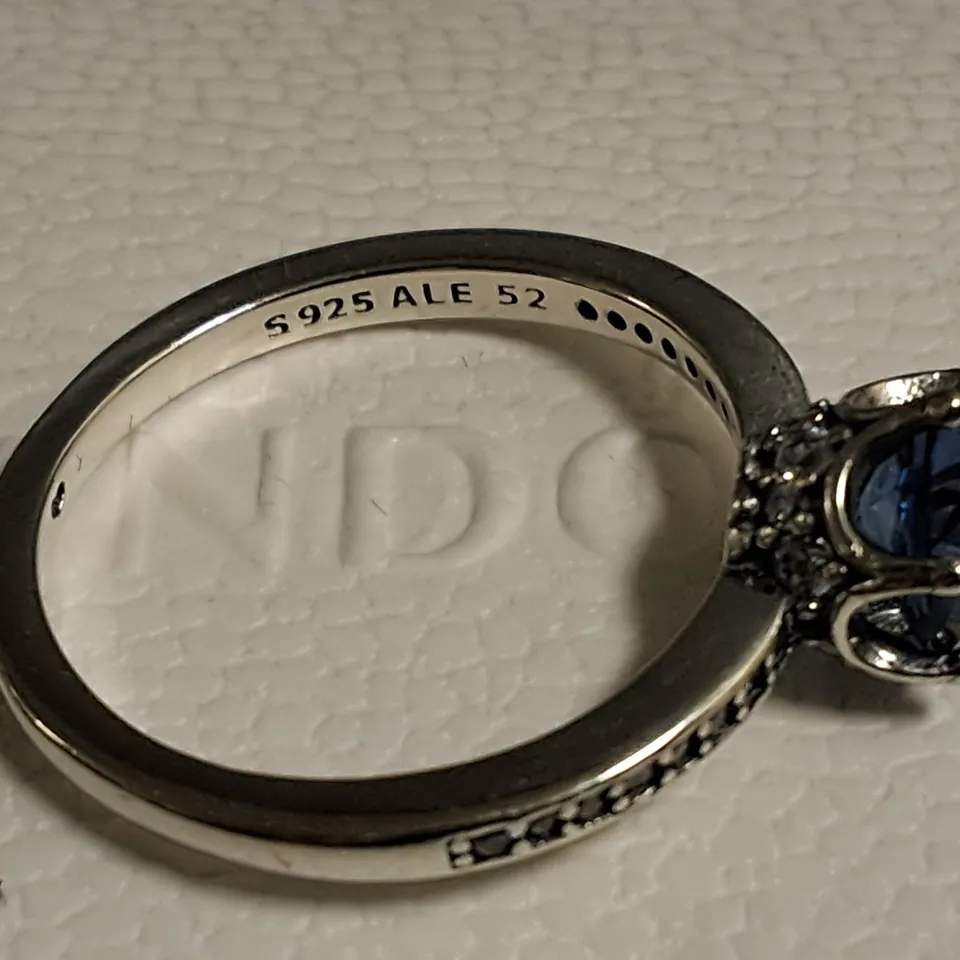 PANDORA BLUE STONE RING IN GIFT BOX