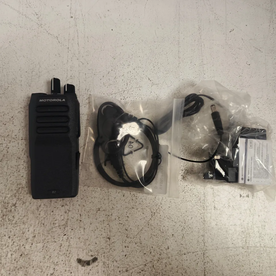BOXED MOTOROLA R2 PORTABLE DIGITAL TWO WAY RADIO - MDH11YDC9JA2AN