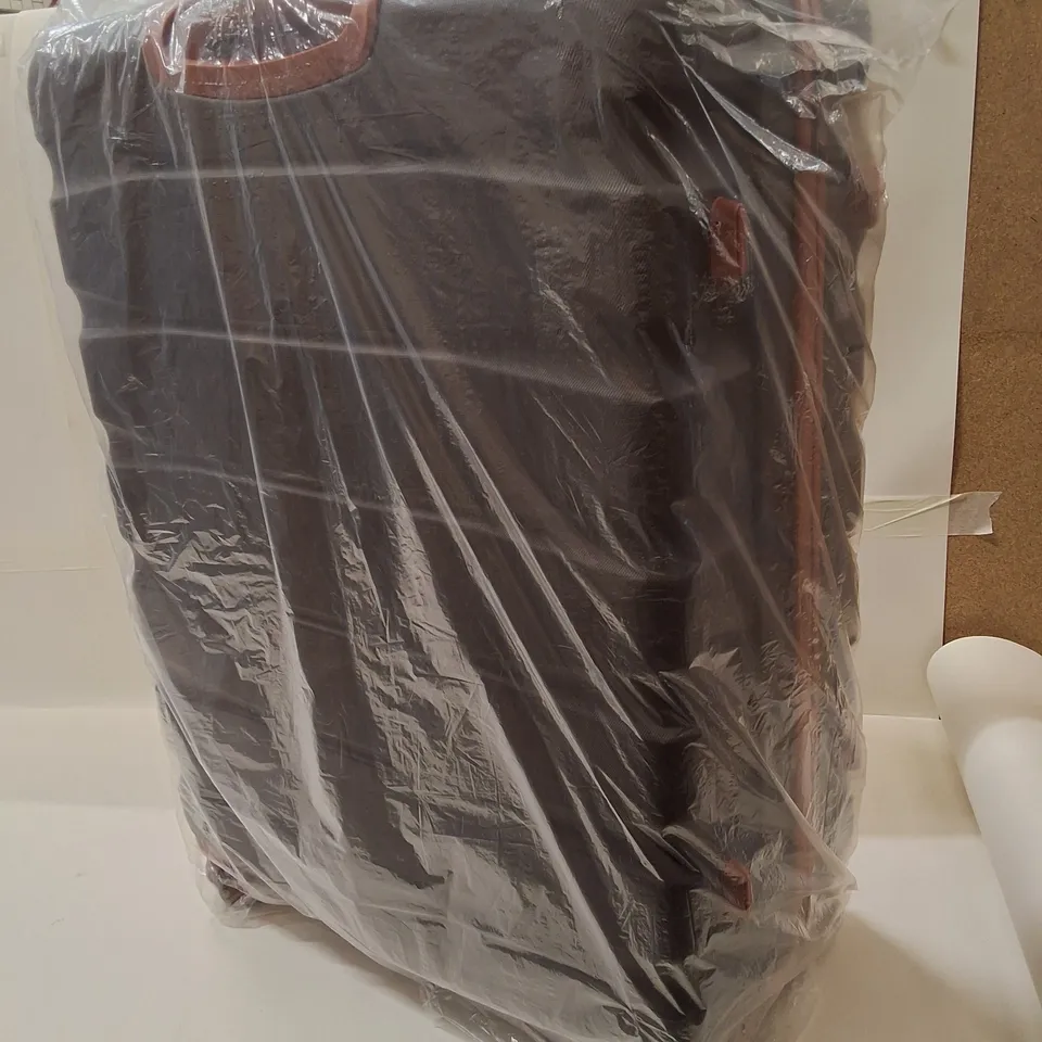 BAGGED FLIGHT KNIGHT HARDSHELL SUITCASE - BROWN/TAN