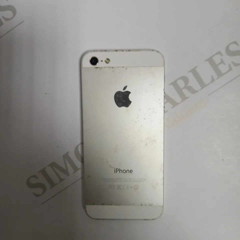 APPLE IPHONE 5 (A1429) 