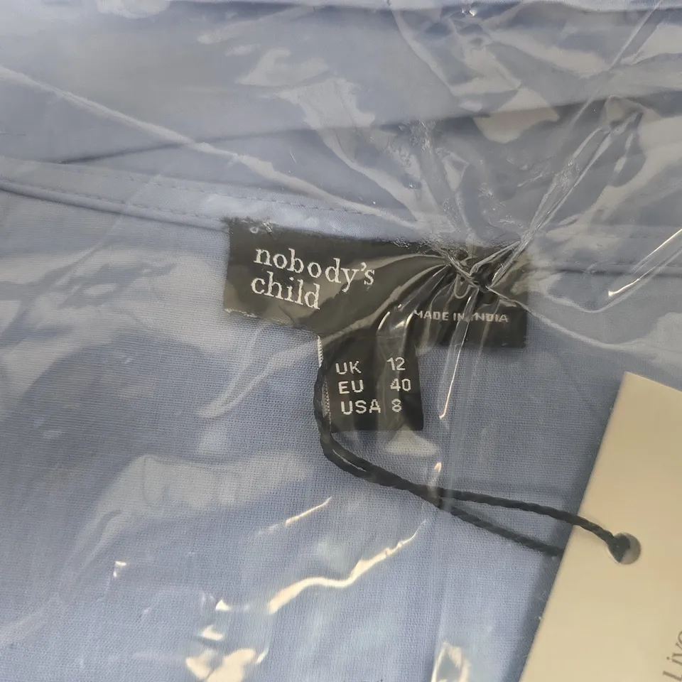 BAGGED CHILD BIRDIE EMBROIDERED MIMI DRESS – SOFT BLUE, UK 12 (EU 40, USA 8)