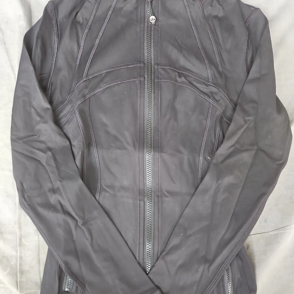 LULULEMON DEFINE JACKET IN BLACK SIZE 4