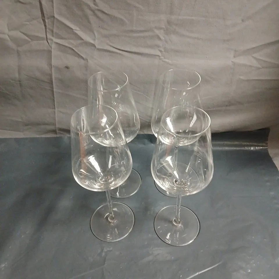 WHITE WINE GLASS SET, 4 IN BOX