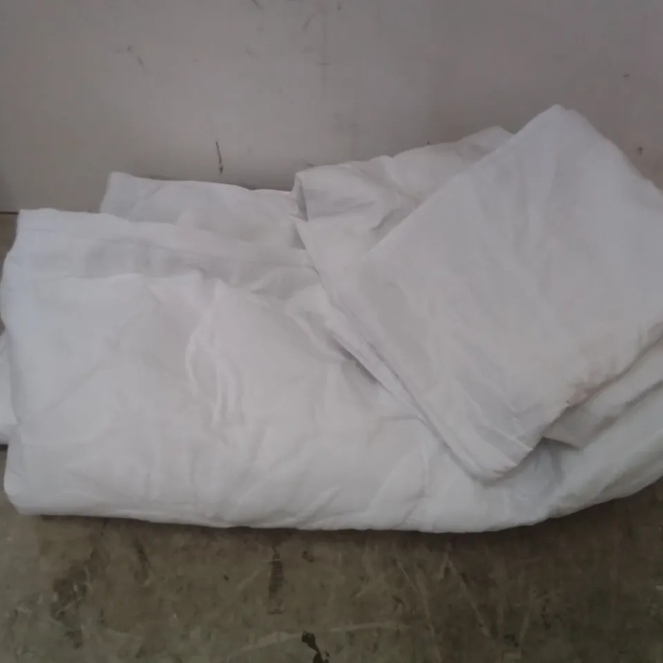 BAGGED ZARAGOZA MICROFIBRE 80 TC MODERN DUVET SET